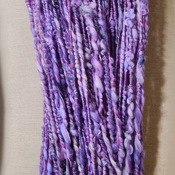 Hand spun Art Yarn - Picture 1 of 6